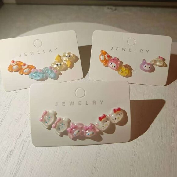 Sanrio Kids Earrings - Picture 1 of 1